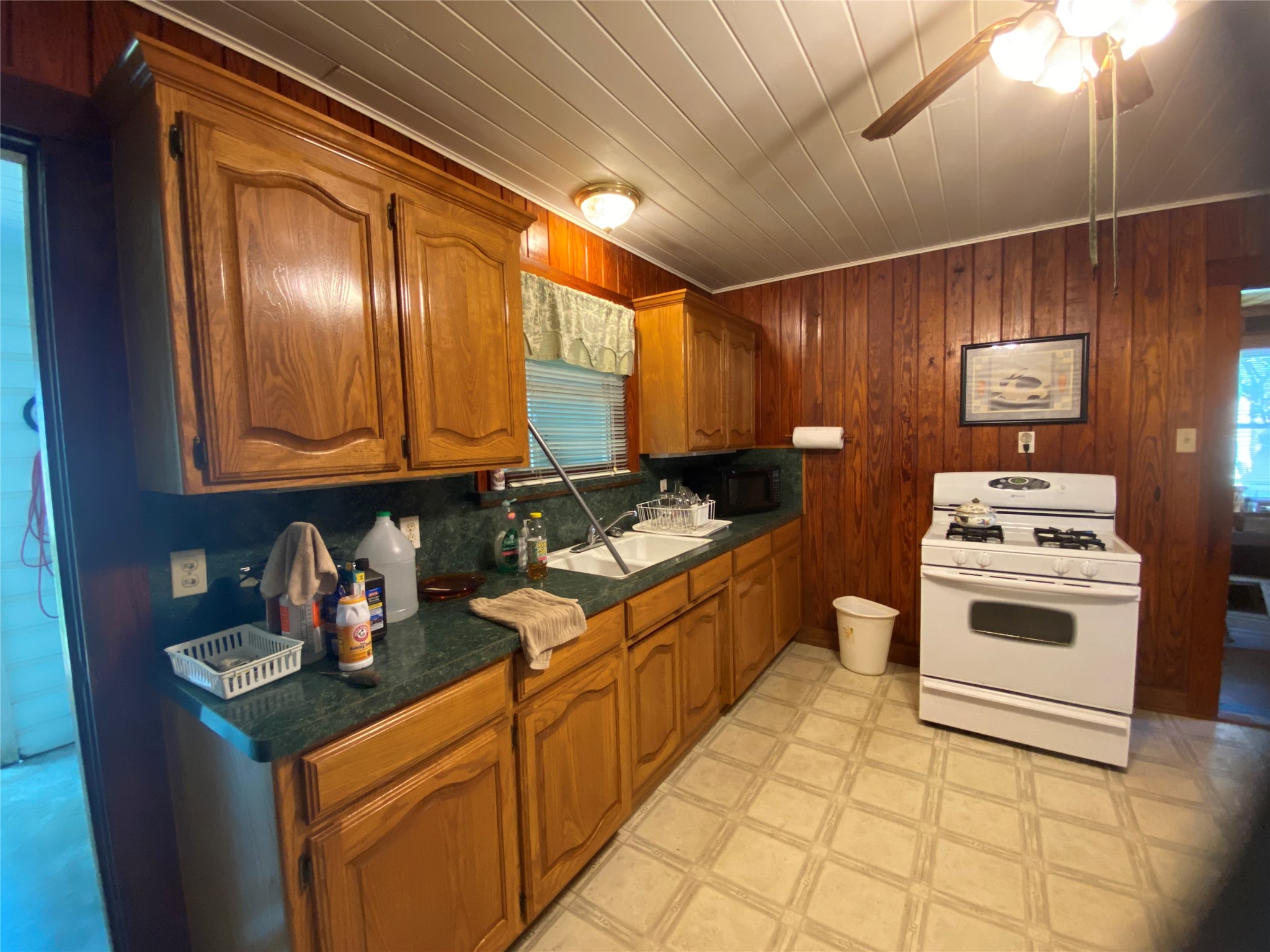516 S Mckinney Street Mexia TX 76667