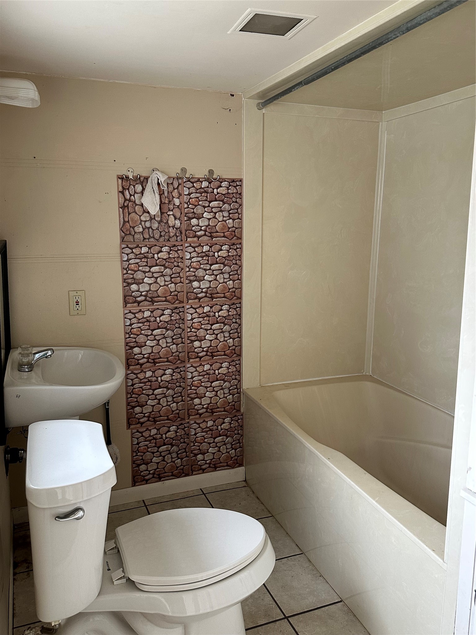 516 S Mckinney Street Mexia TX 76667