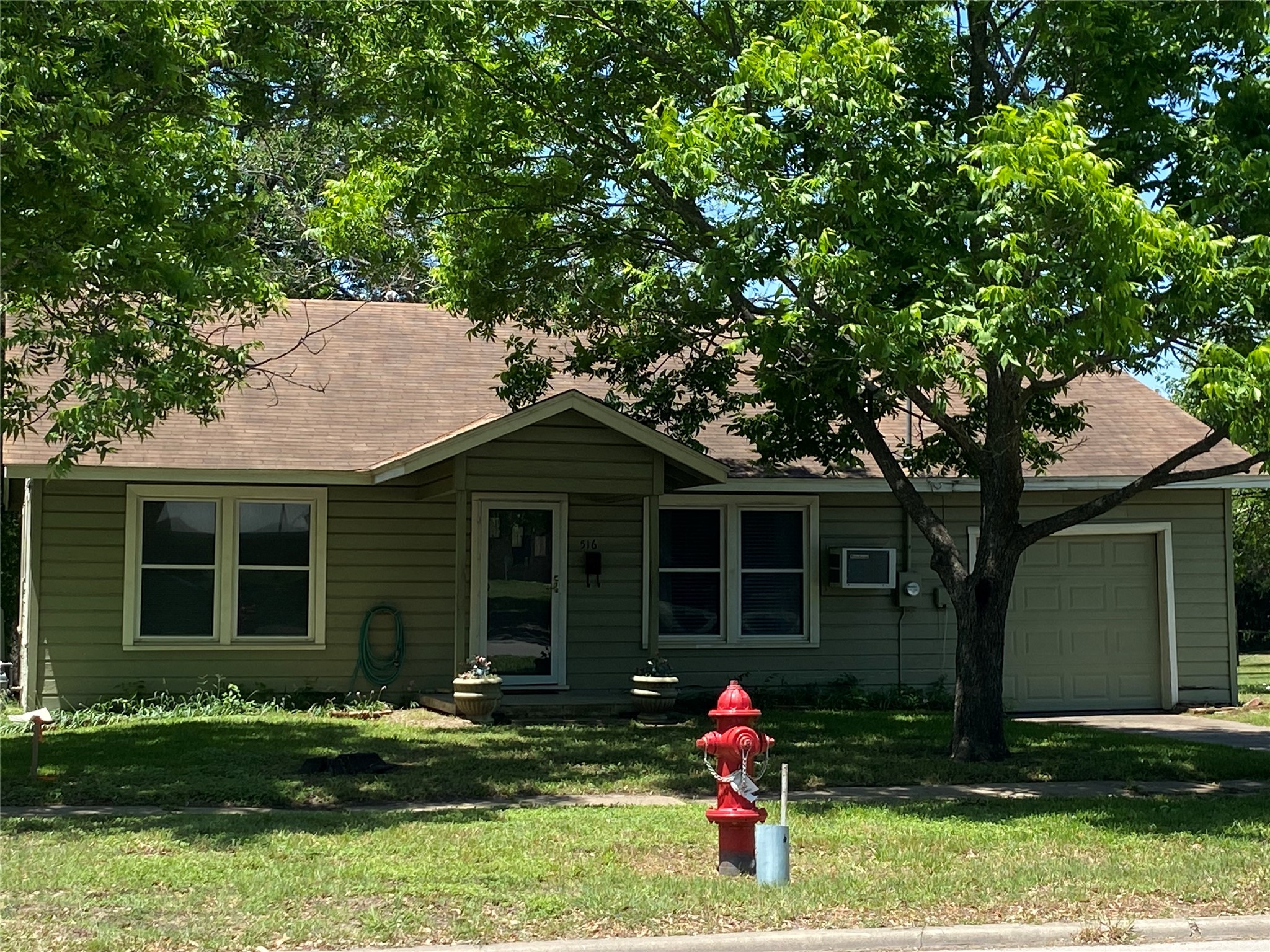 516 S Mckinney Street Mexia TX 76667