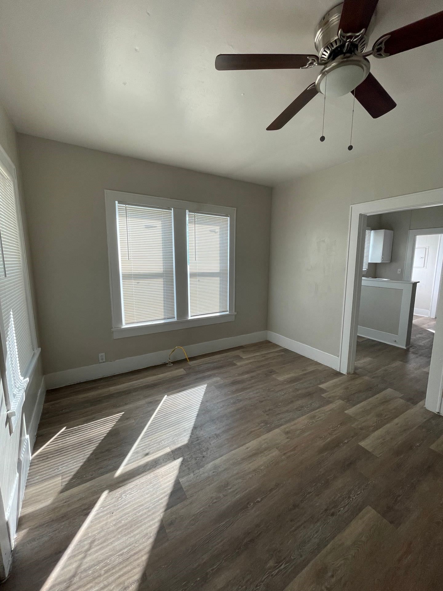 516 S Nueces Coleman TX 76384