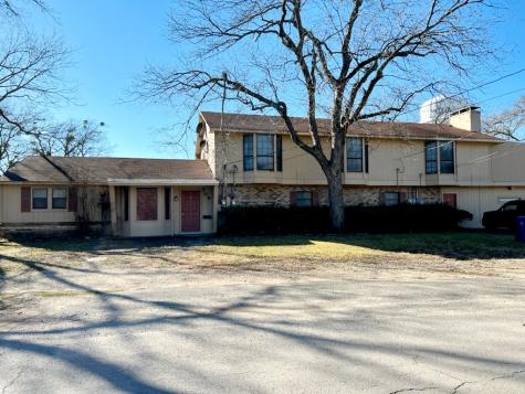 709 N Kaufman Street Mexia TX 76667