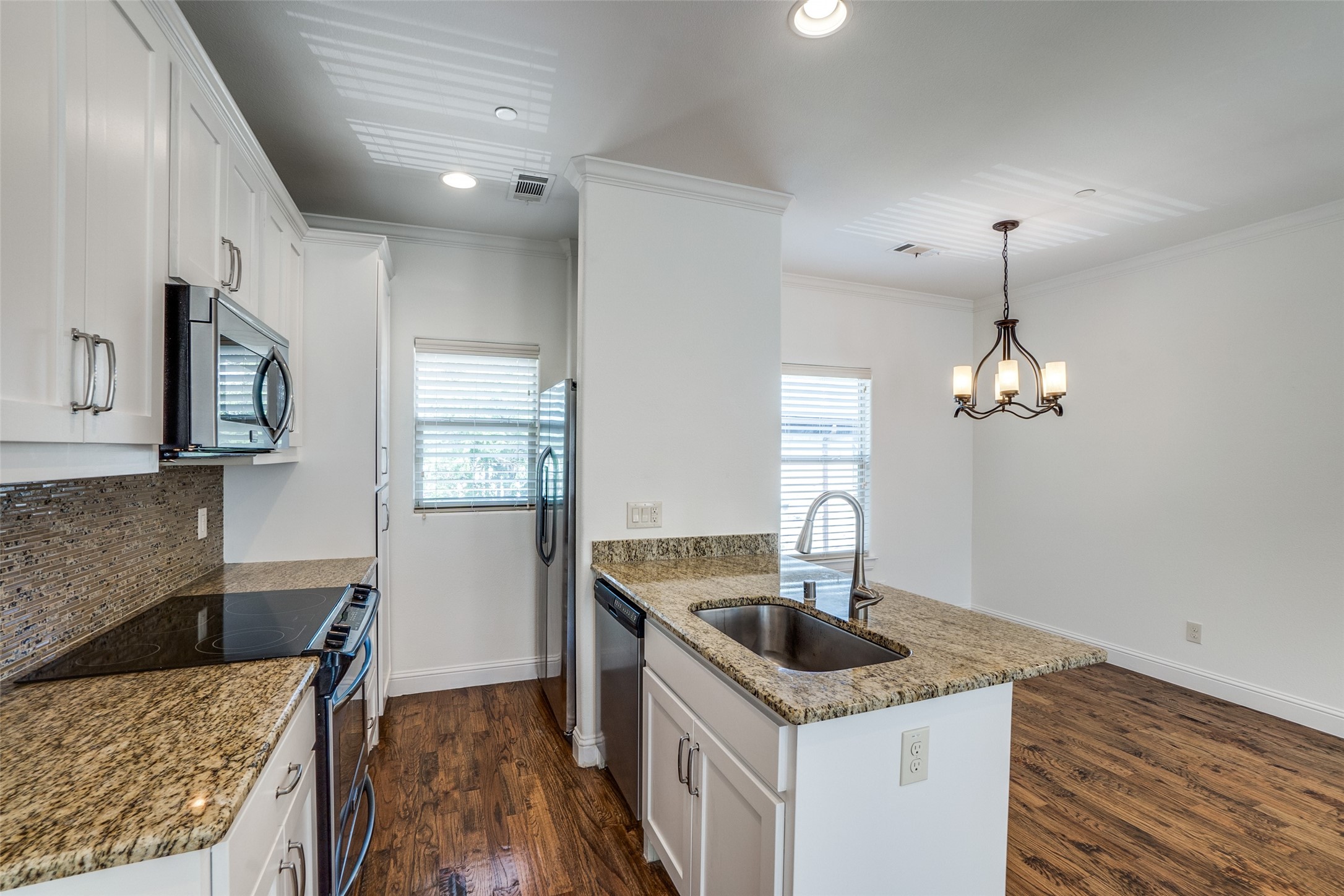 6136-6140 Oram Street Dallas TX 75214