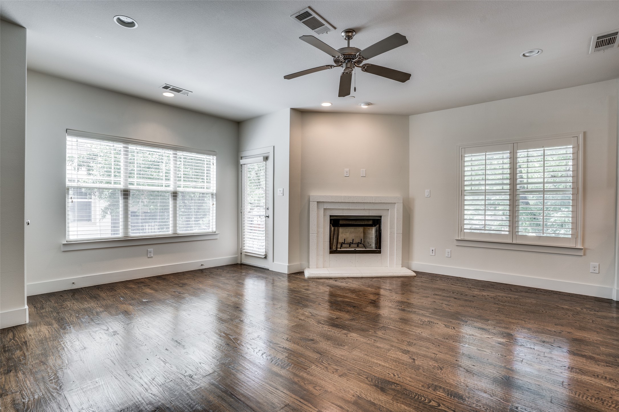 6136-6140 Oram Street Dallas TX 75214