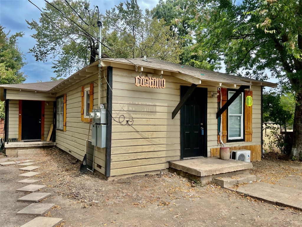 1312 Mckenzie Street Dallas TX 75223