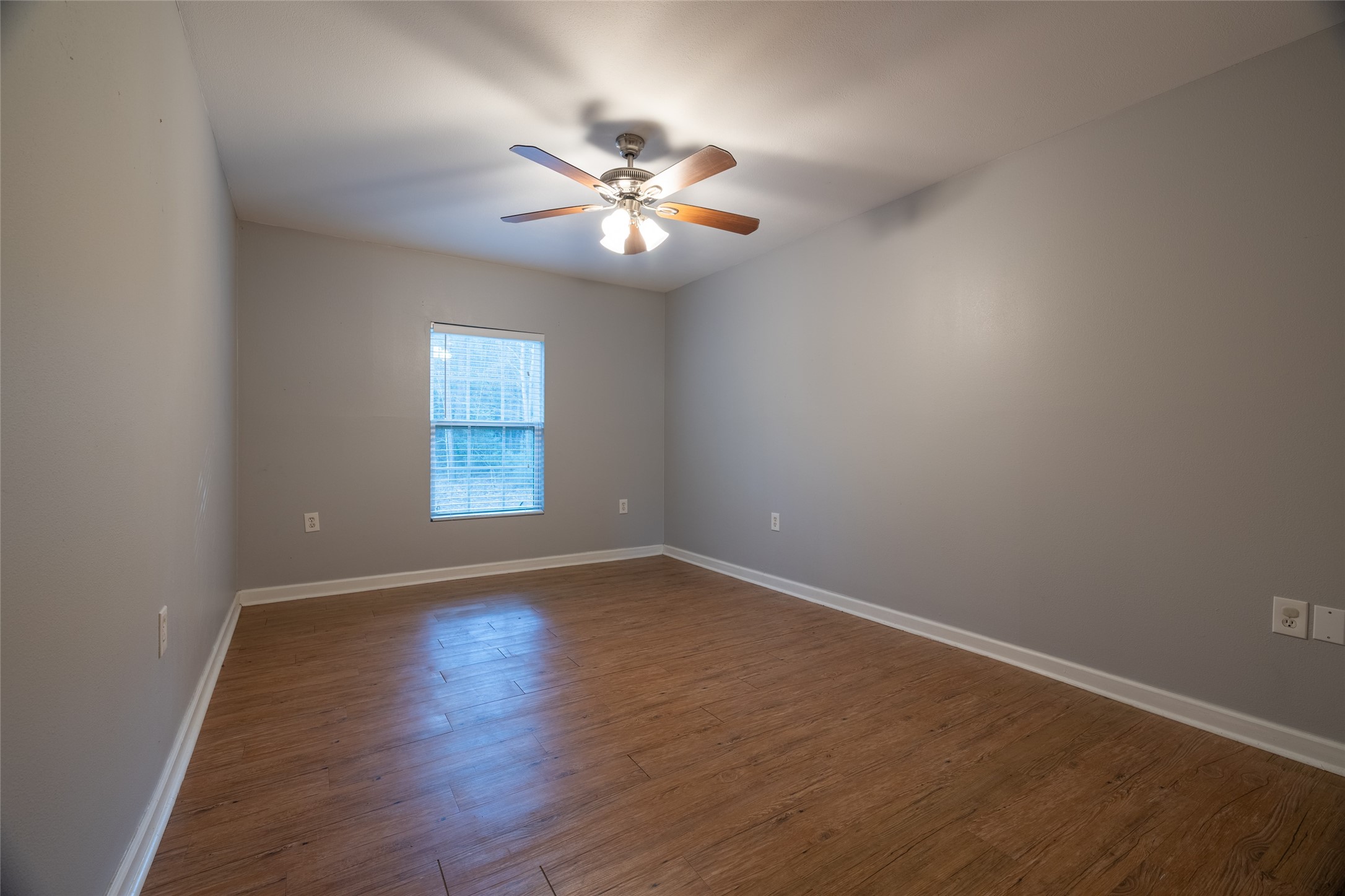 2405-2407 County Road 2235 Cleveland TX 77327