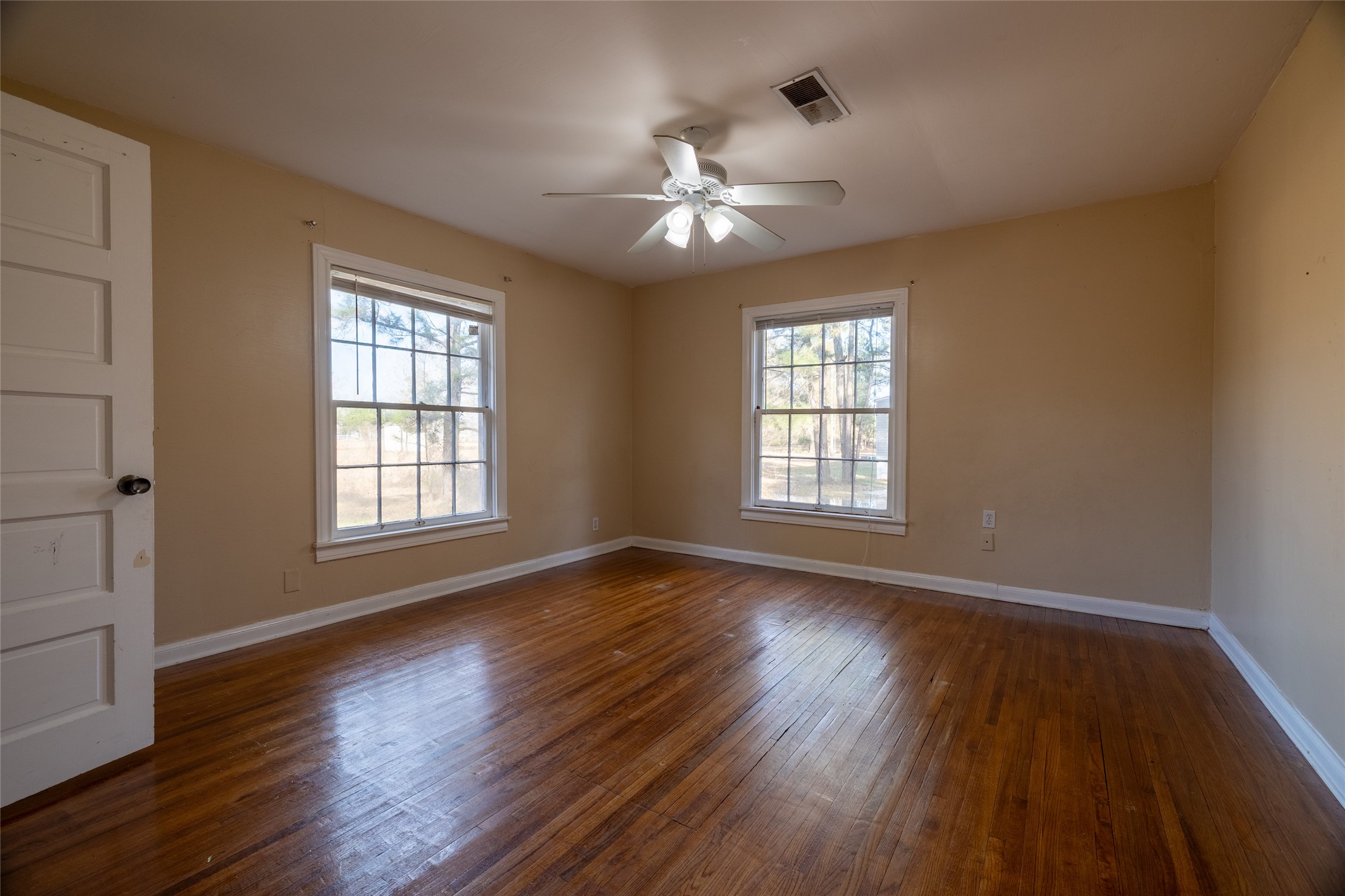 2405-2407 County Road 2235 Cleveland TX 77327