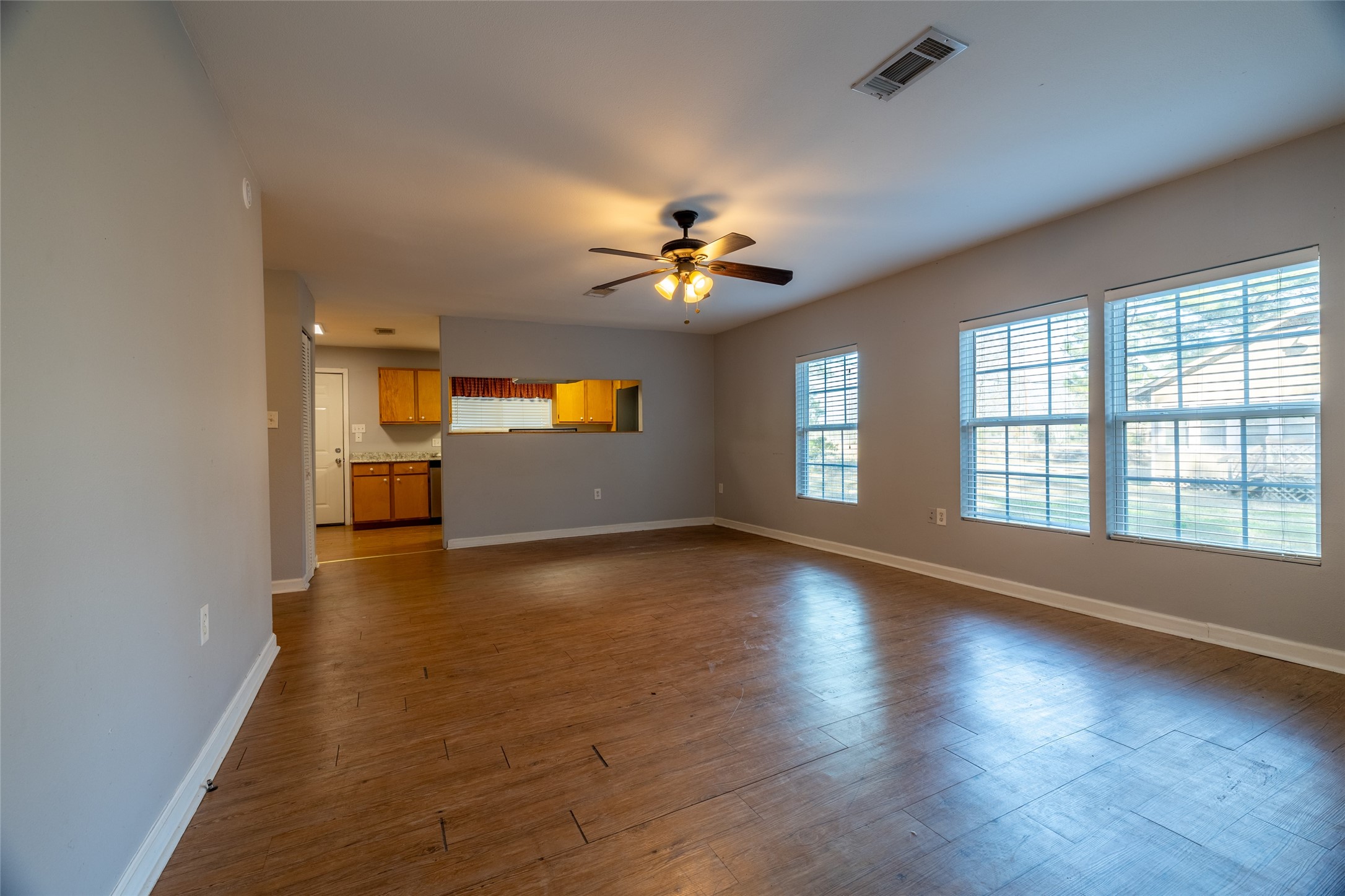 2405-2407 County Road 2235 Cleveland TX 77327