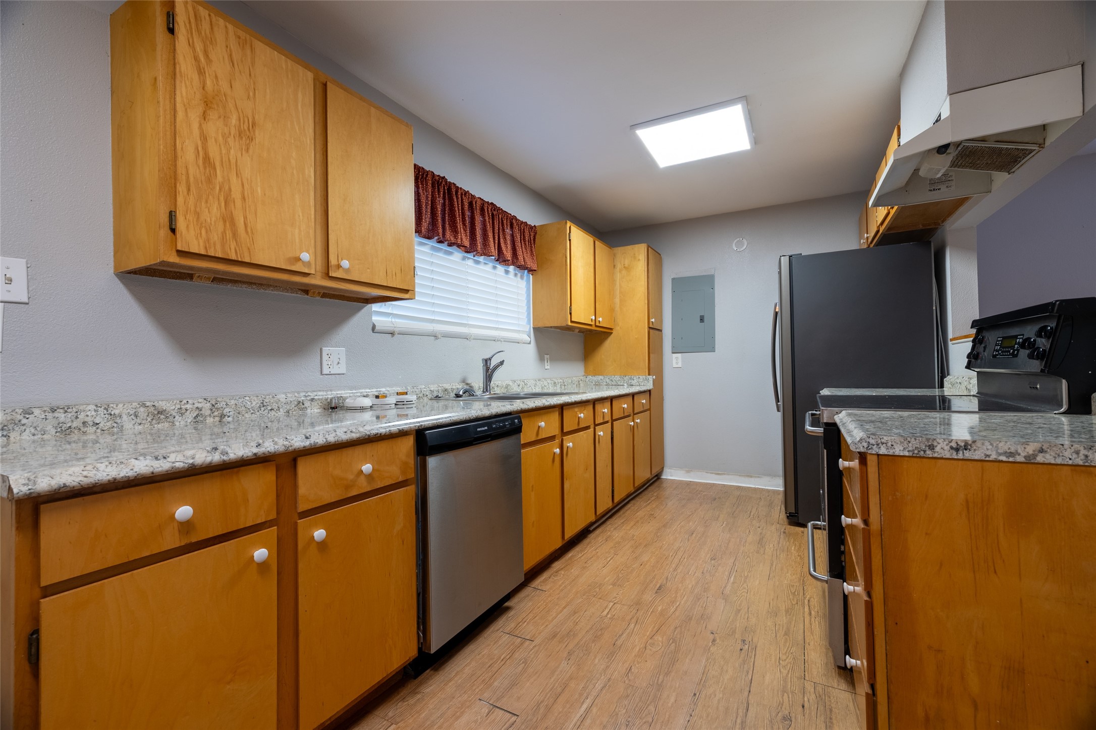 2405-2407 County Road 2235 Cleveland TX 77327