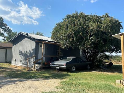 2764 W Highway 199 Springtown TX 76082
