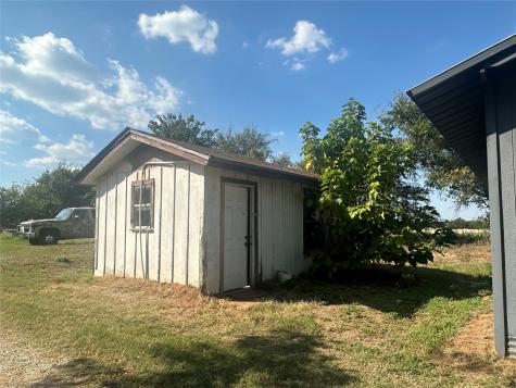 2764 W Highway 199 Springtown TX 76082