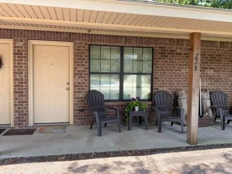 224 & 228 N Fairfield Street Buffalo TX 75831