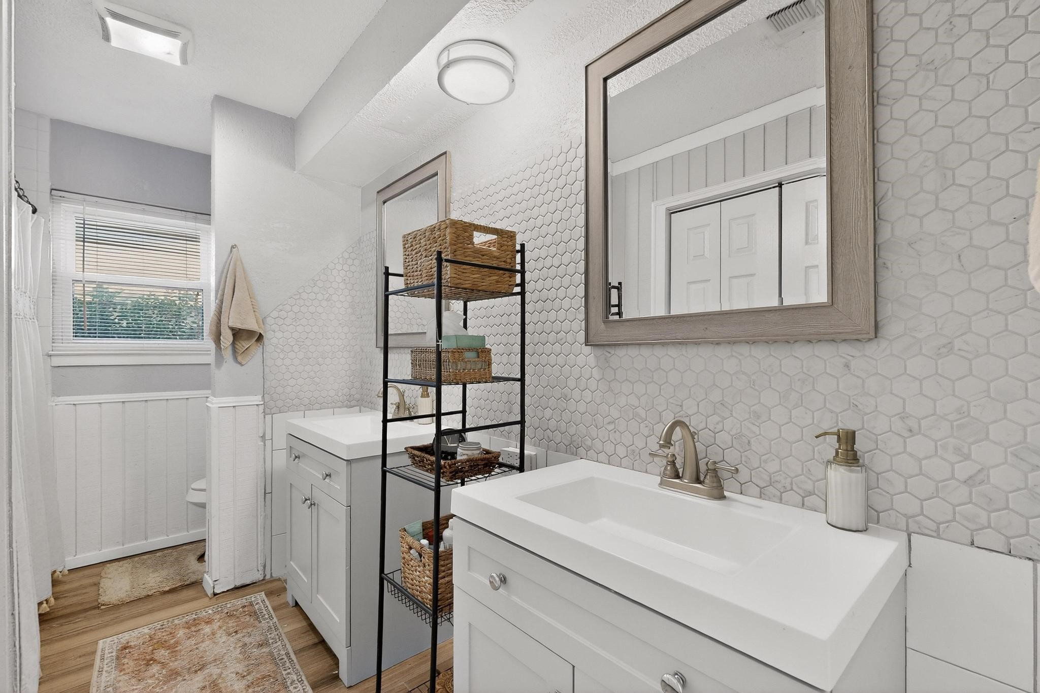 153 Sheri Lane Hurst TX 76053