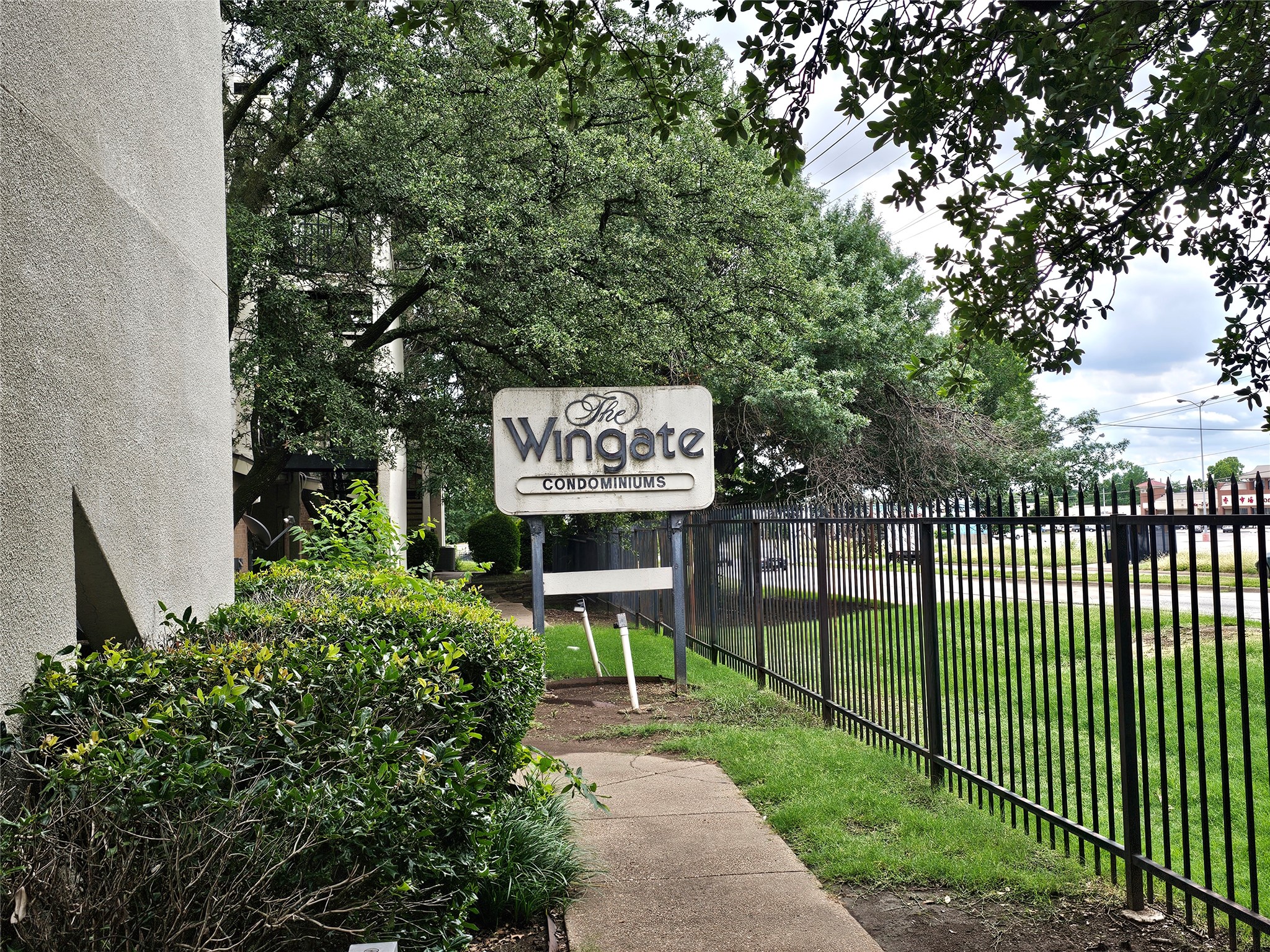 9605 Walnut Street Dallas TX 75243