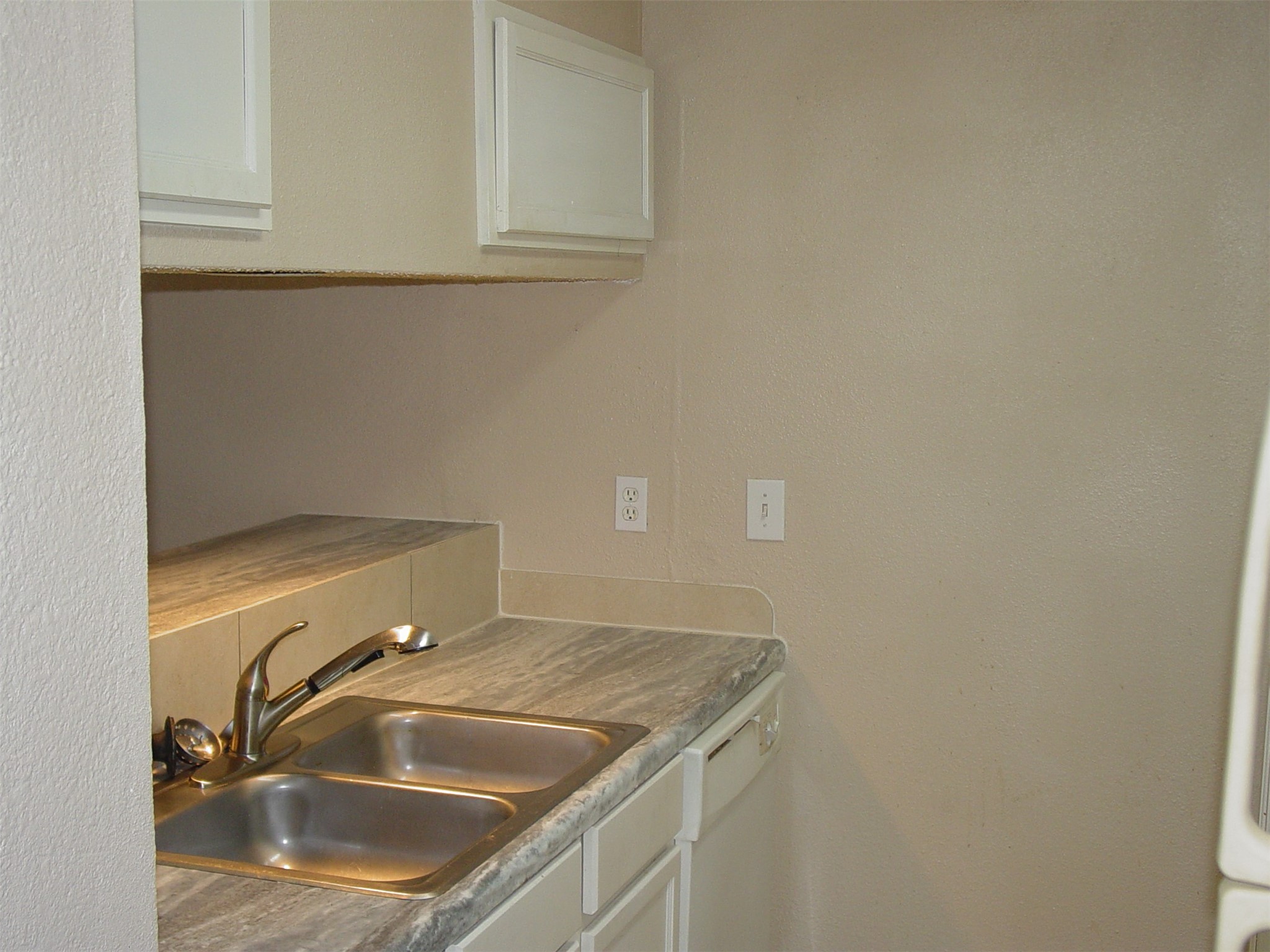 9605 Walnut Street Dallas TX 75243