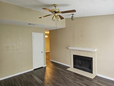 9605 Walnut Street Dallas TX 75243