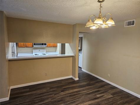 9605 Walnut Street Dallas TX 75243