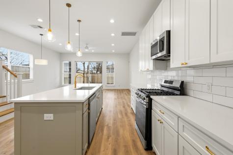 1005/07 Mount Auburn Avenue Dallas TX 75223