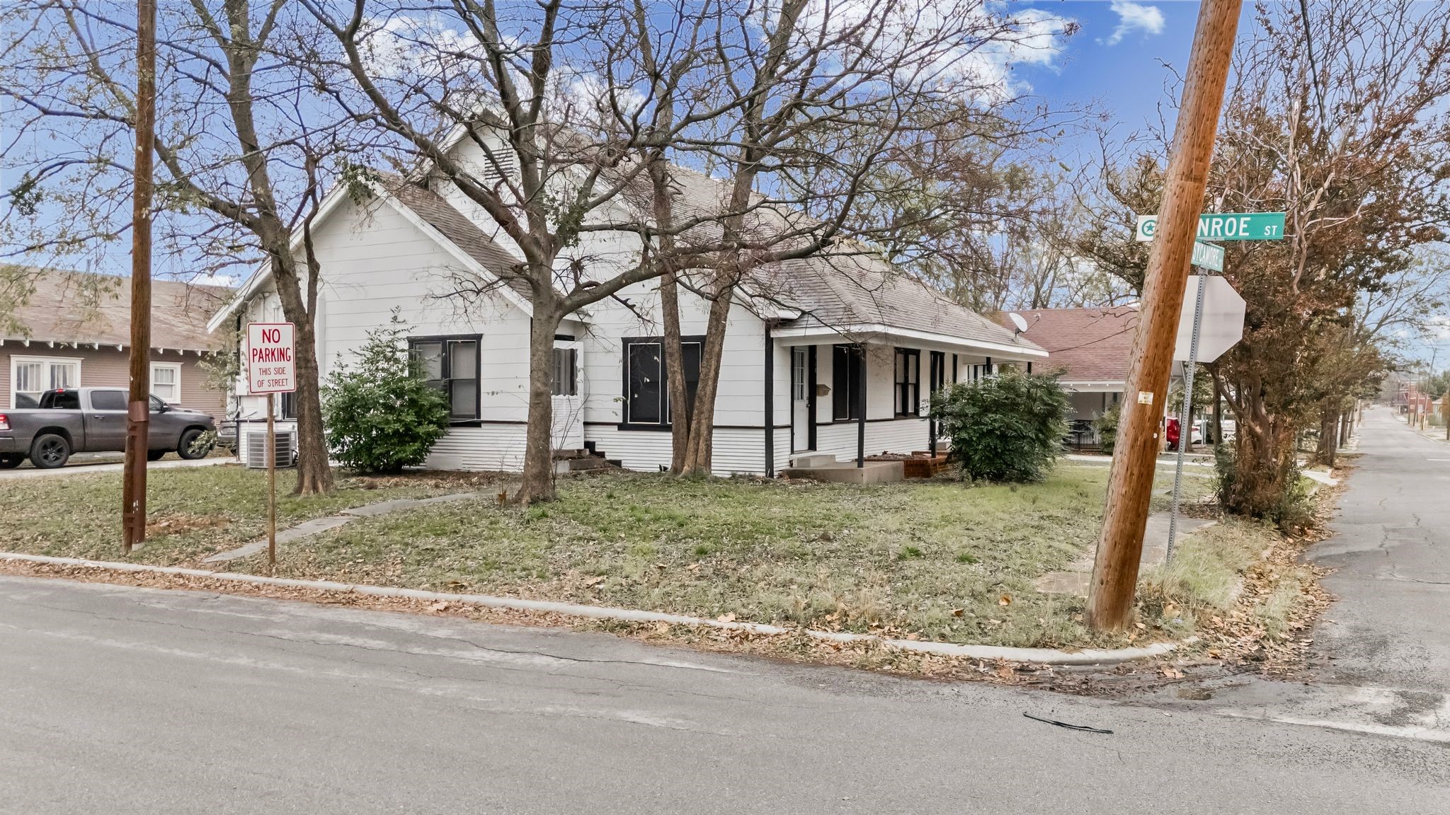 1406 Sycamore Street Commerce TX 75428