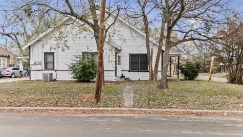 1406 Sycamore Street Commerce TX 75428