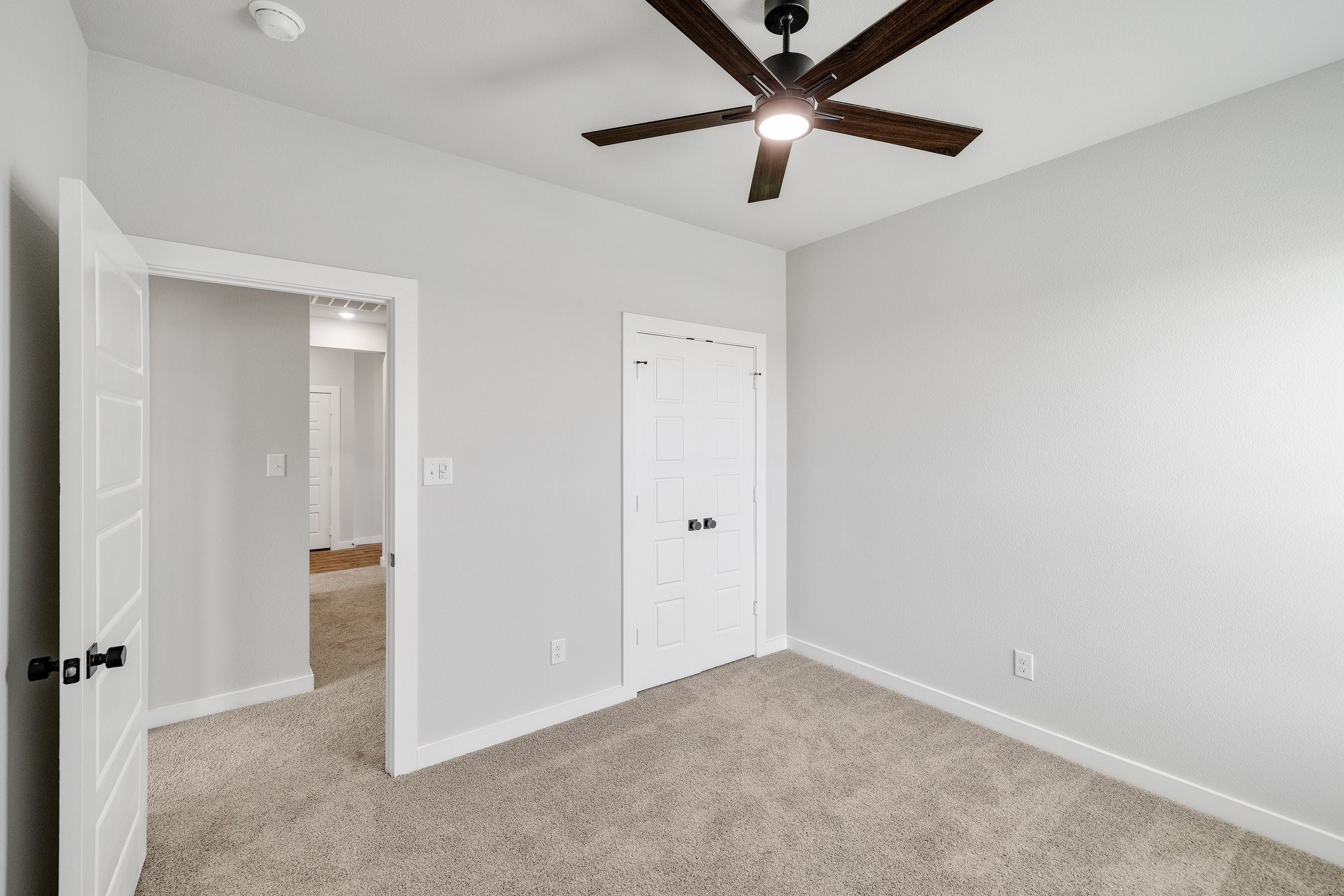 7064-7066 Guilford Court Midlothian TX 76065