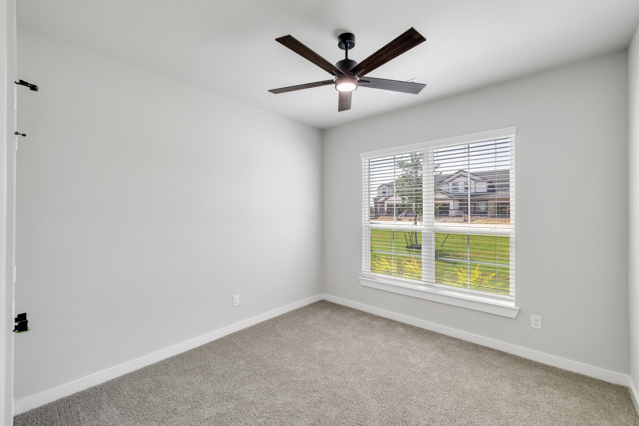 7064-7066 Guilford Court Midlothian TX 76065