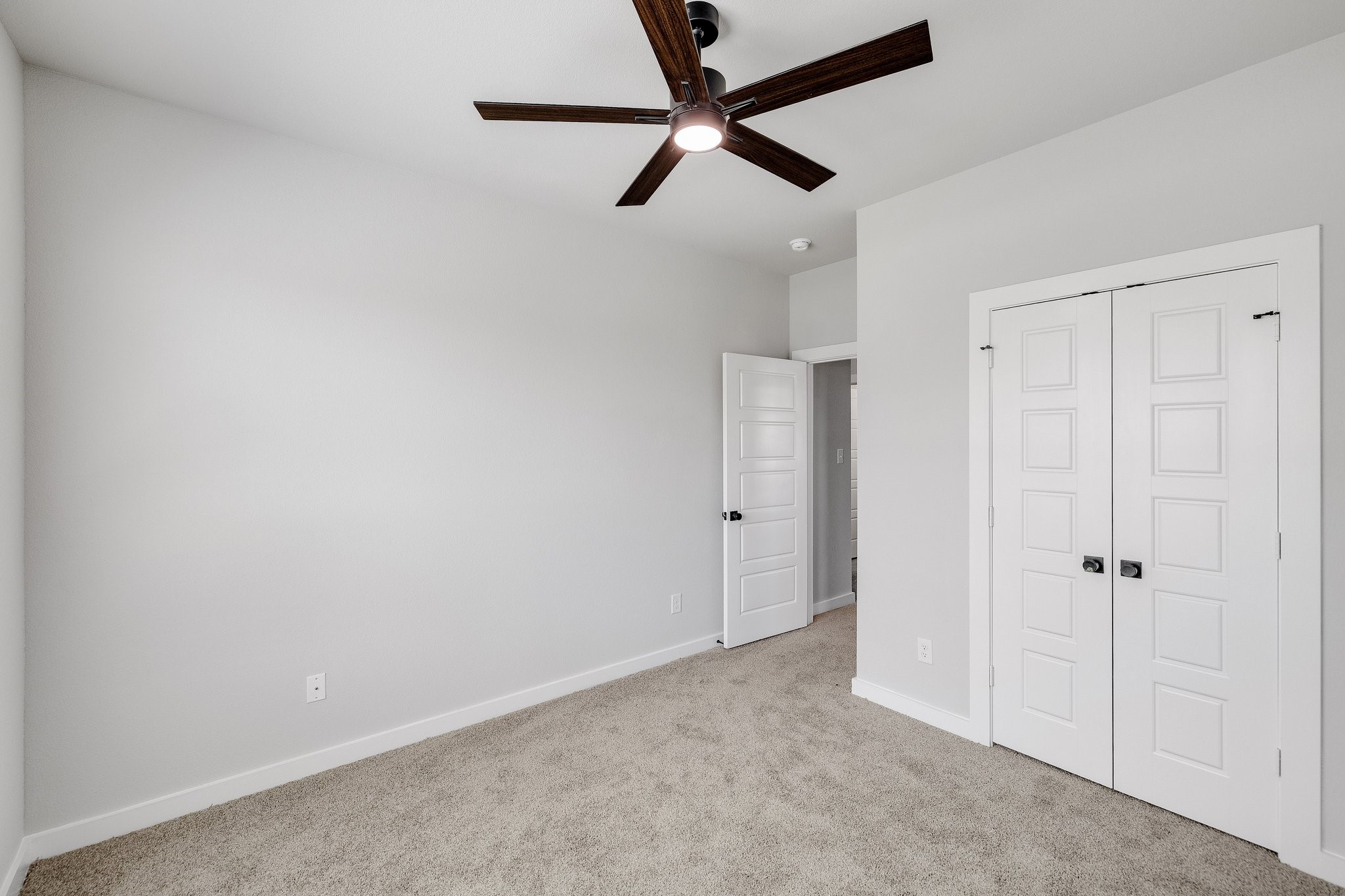 7064-7066 Guilford Court Midlothian TX 76065