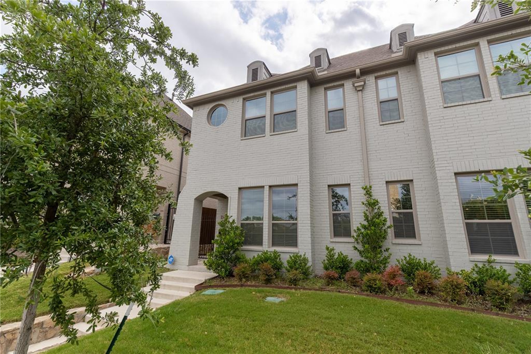 2609 Mccart Avenue Fort Worth TX 76110