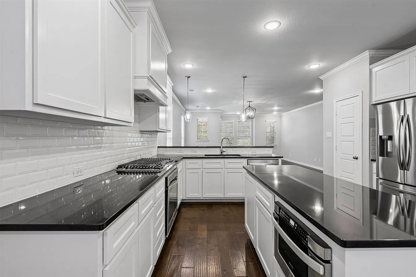 2609 Mccart Avenue Fort Worth TX 76110