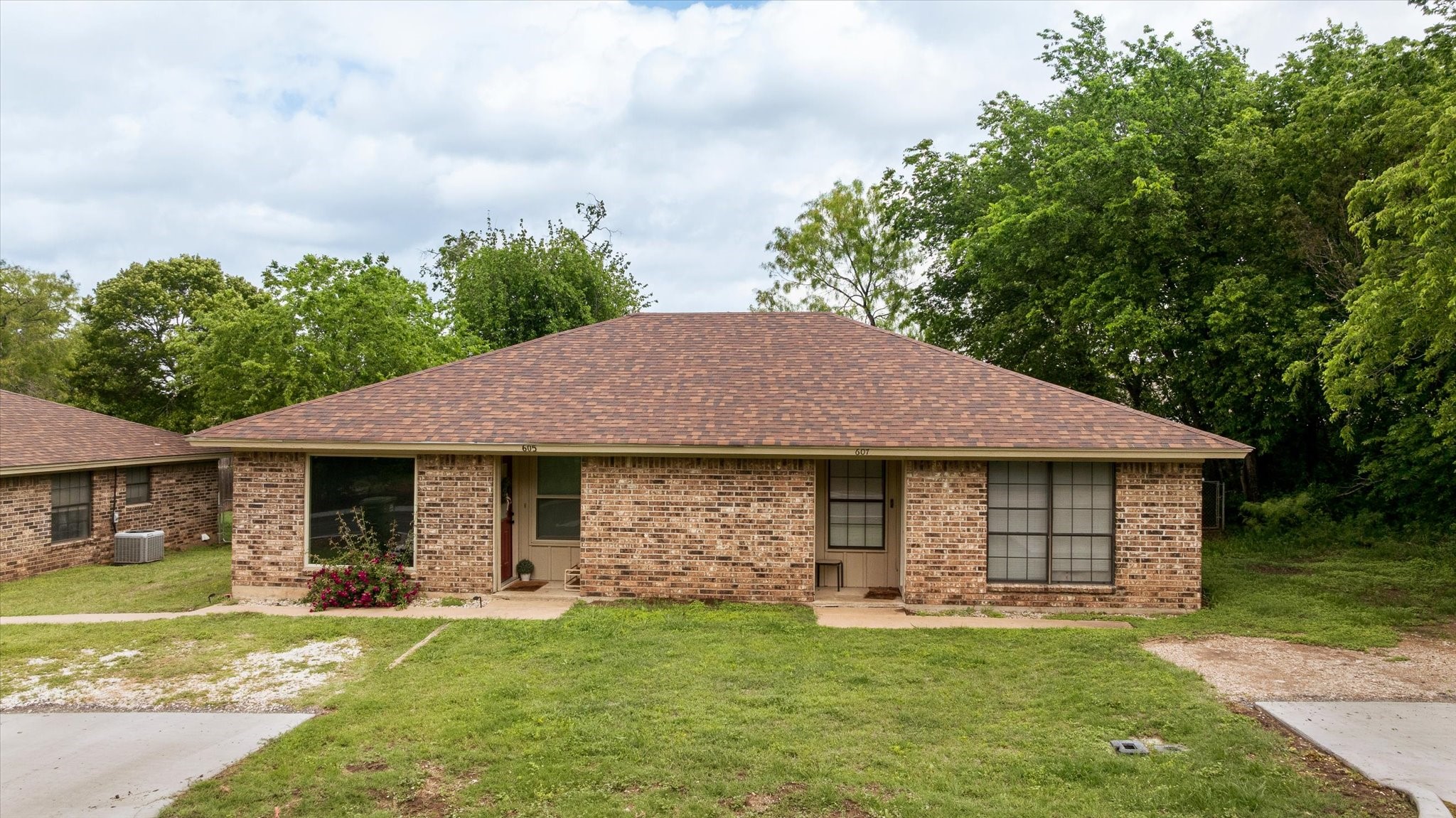 605-607 Clay Street Glen Rose TX 76043