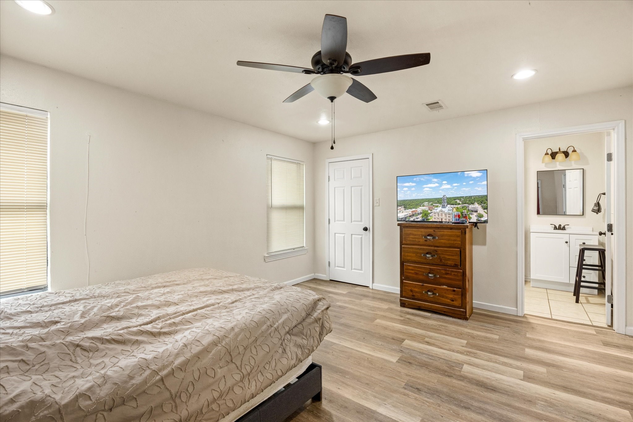 605-607 Clay Street Glen Rose TX 76043