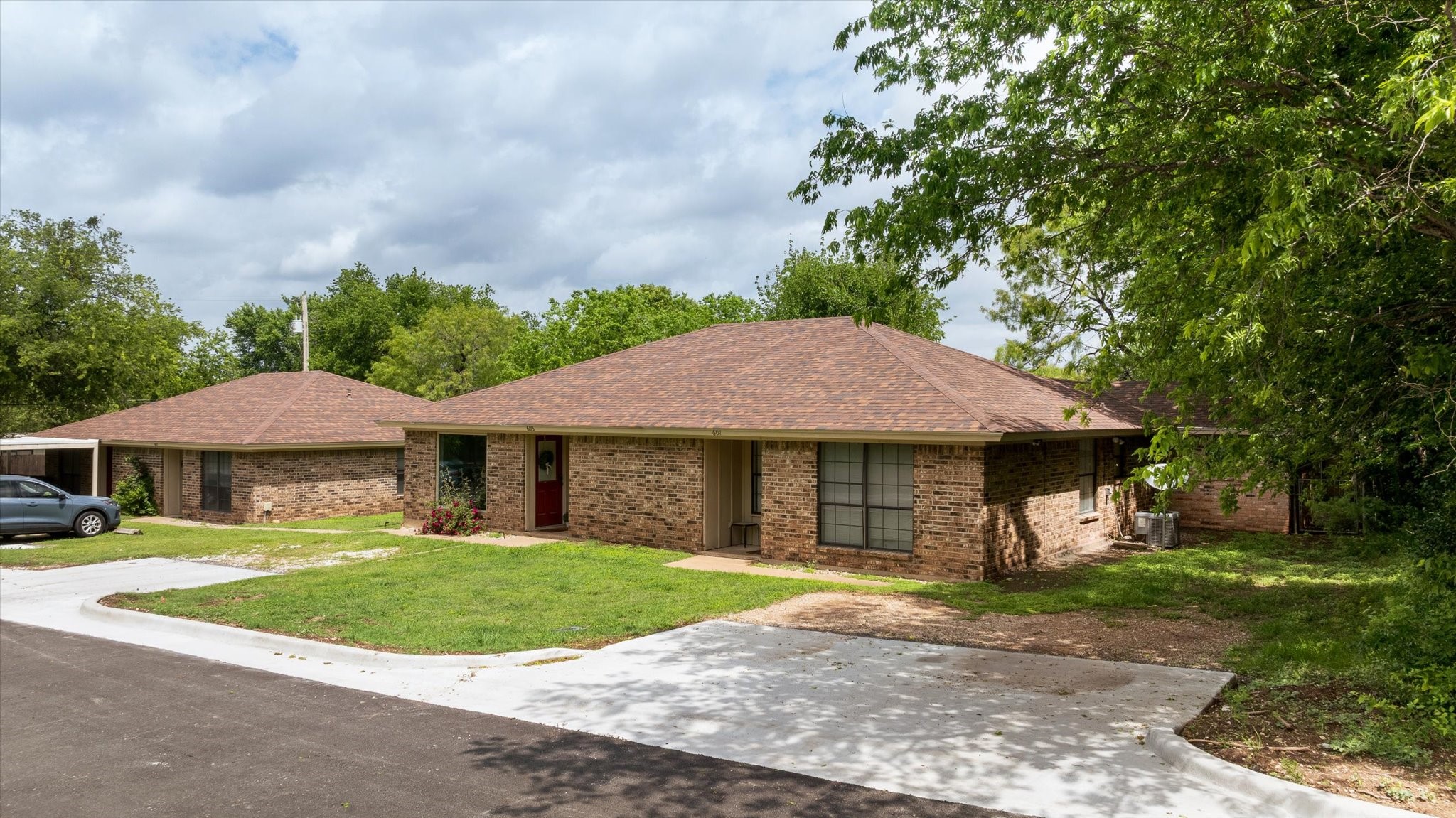 605-607 Clay Street Glen Rose TX 76043