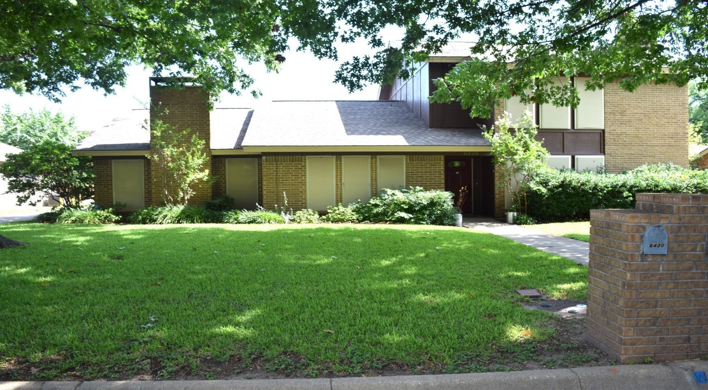 6428 Lago Vista Drive Benbrook TX 76132