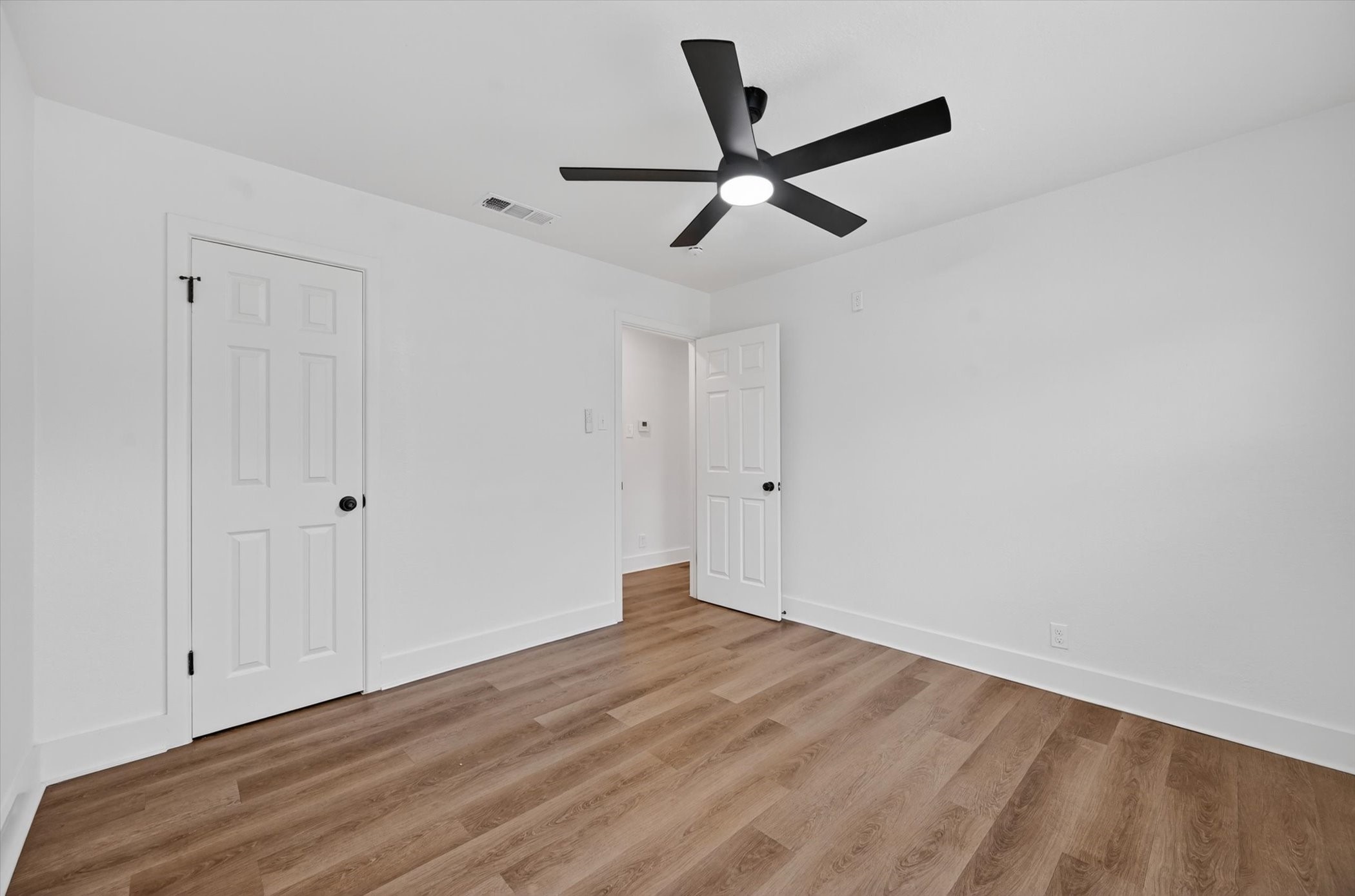 10402-10404 Joaquin Drive Dallas TX 75228