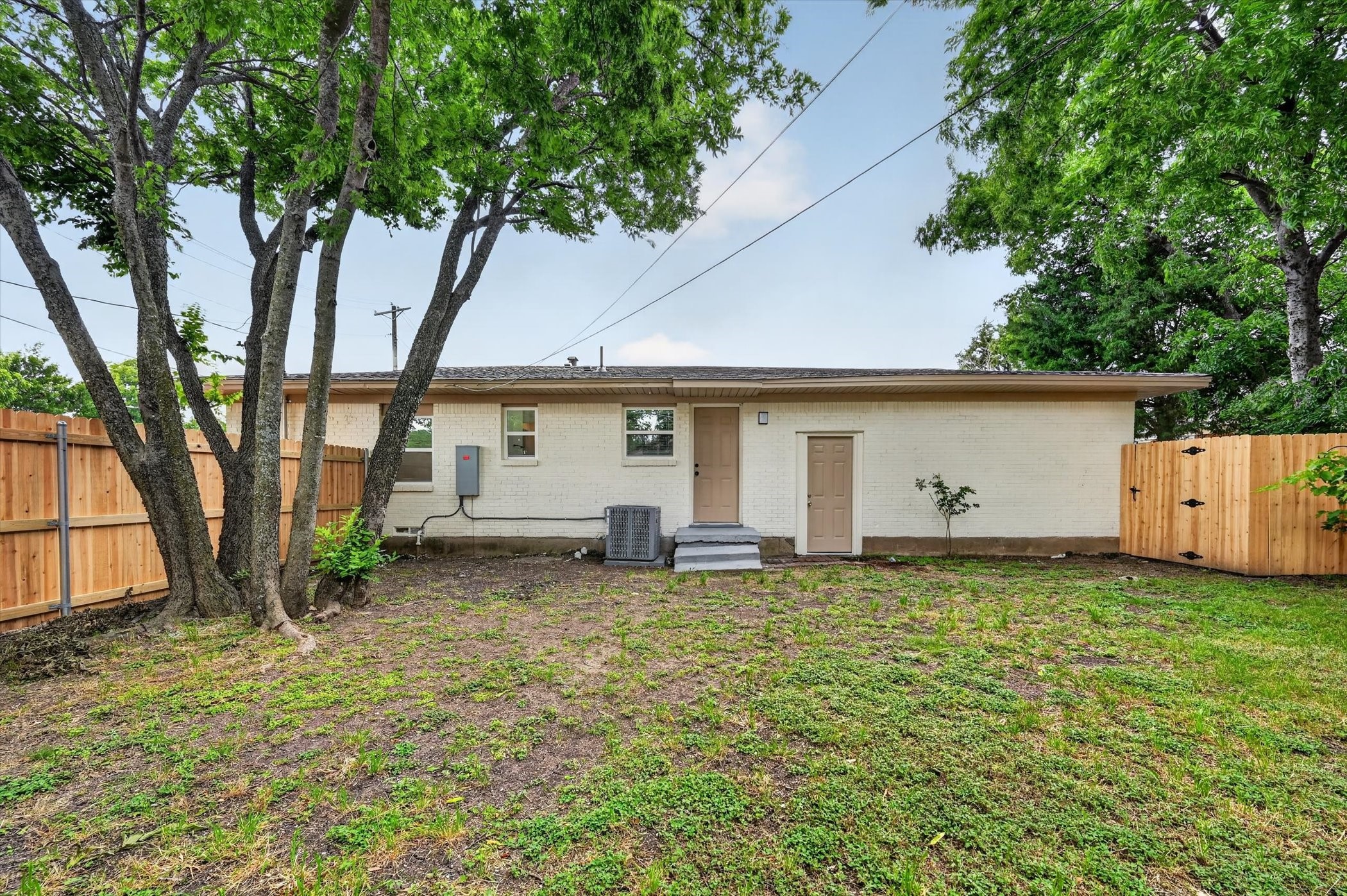 10402-10404 Joaquin Drive Dallas TX 75228