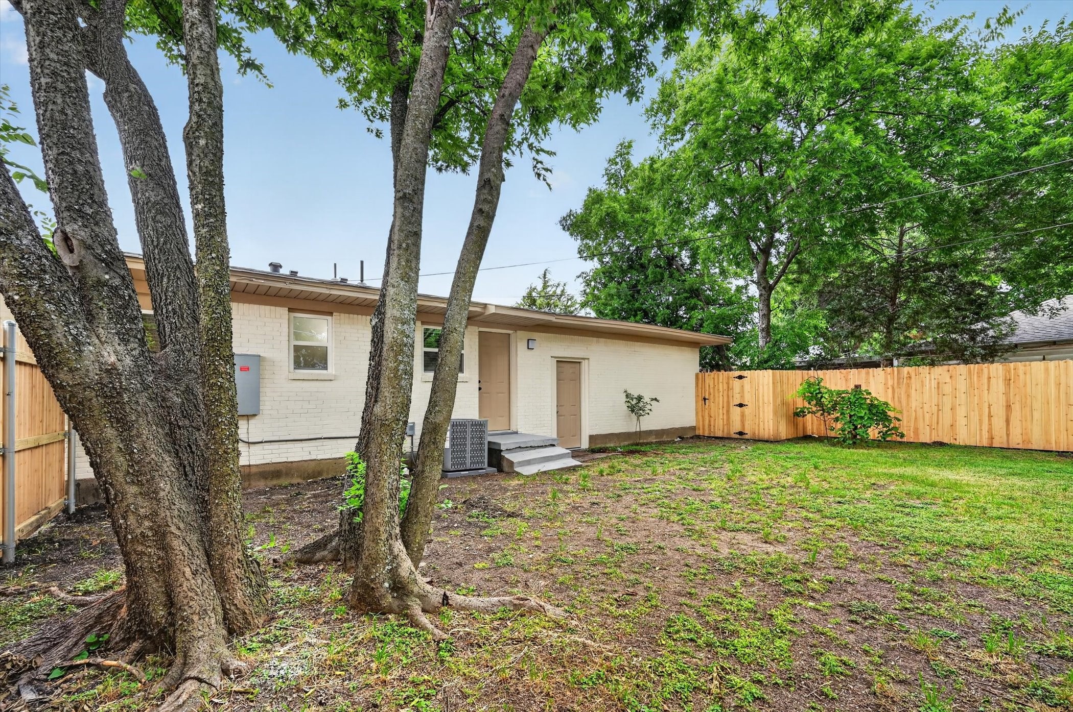 10402-10404 Joaquin Drive Dallas TX 75228
