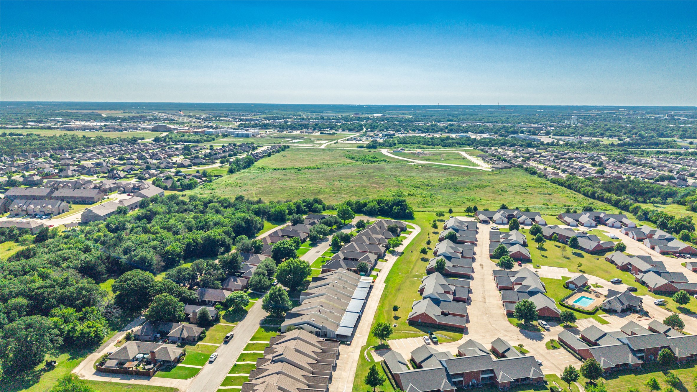 518 (9 Units) Oakridge Drive Greenville TX 75402