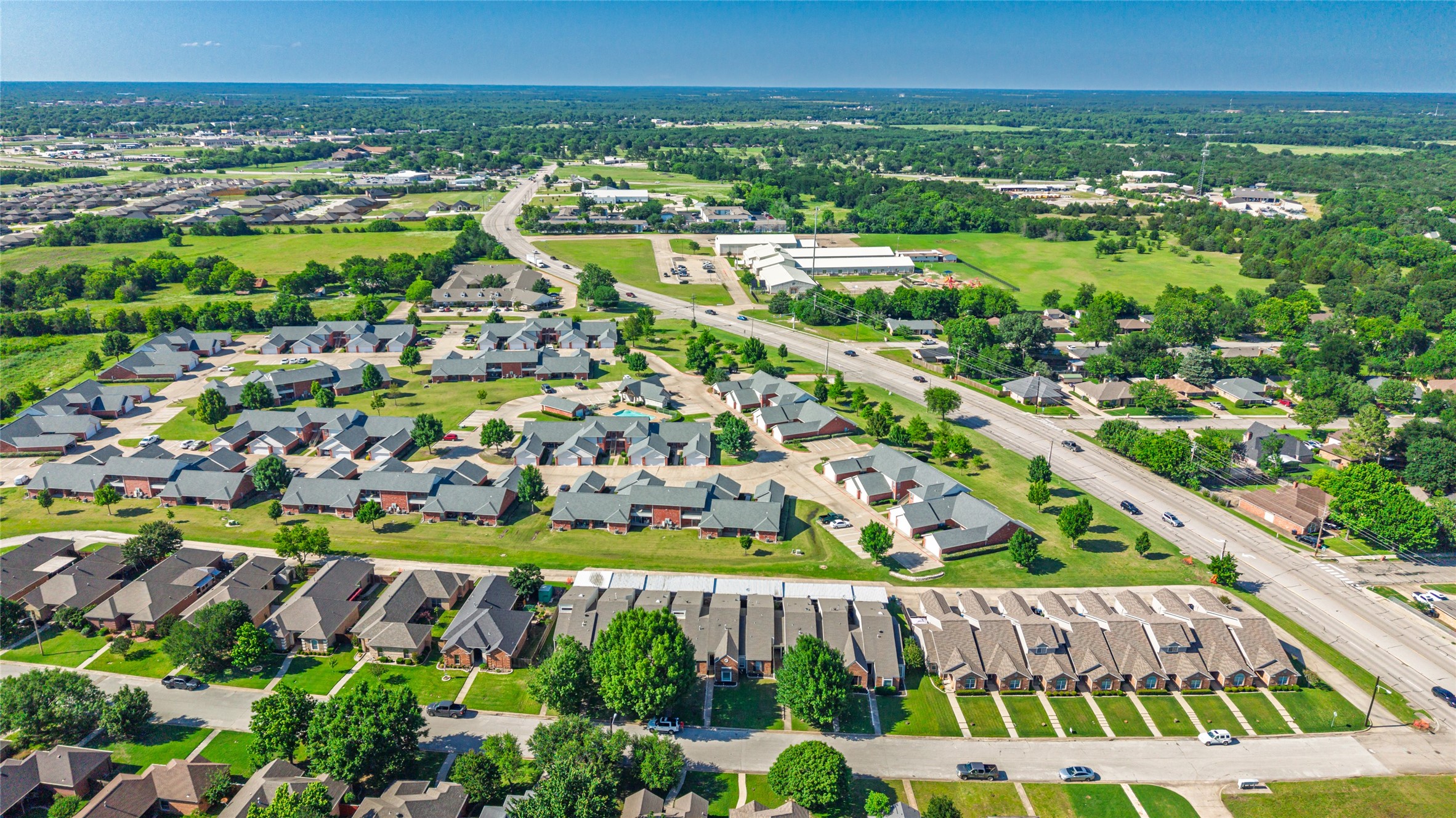 518 (9 Units) Oakridge Drive Greenville TX 75402