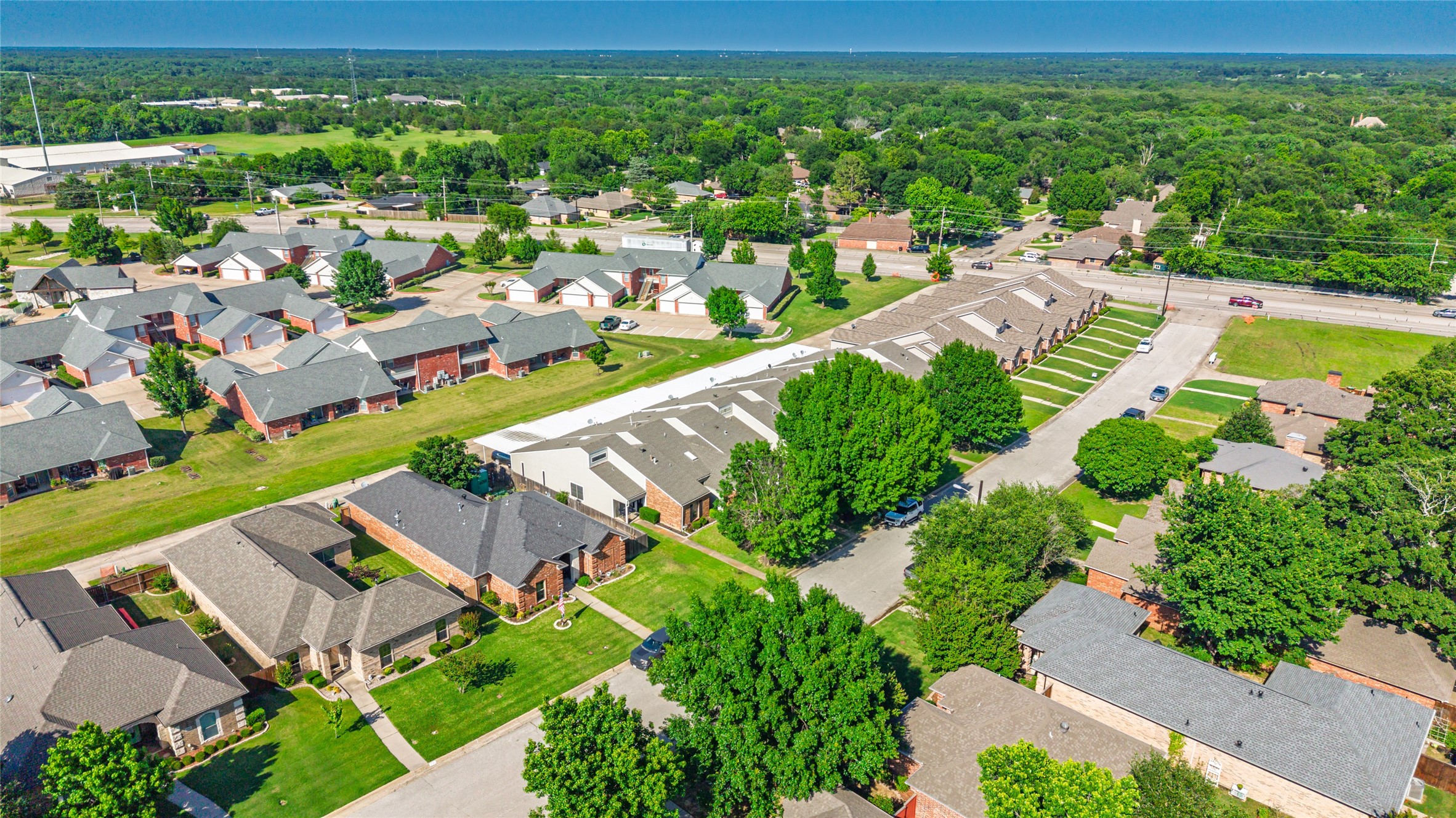 518 (9 Units) Oakridge Drive Greenville TX 75402