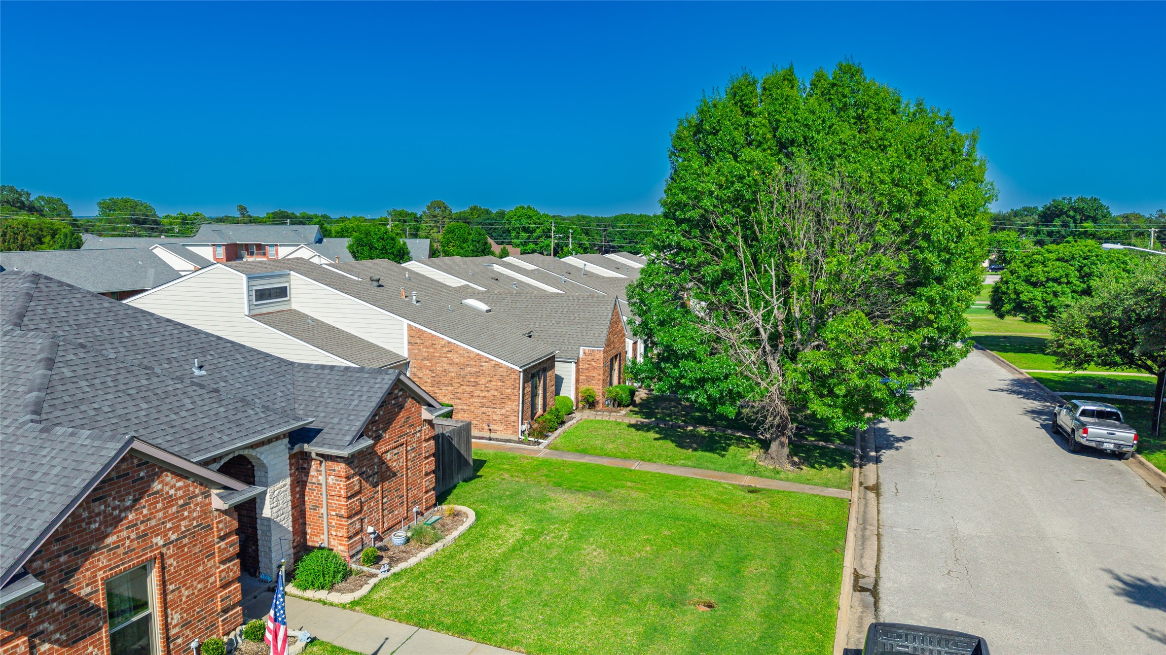 518 (9 Units) Oakridge Drive Greenville TX 75402