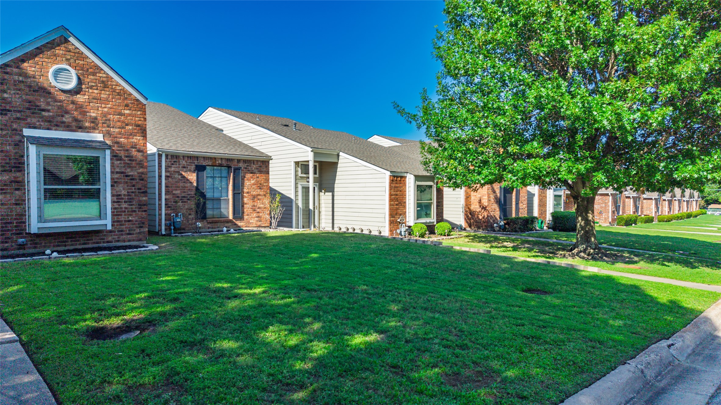 518 (9 Units) Oakridge Drive Greenville TX 75402