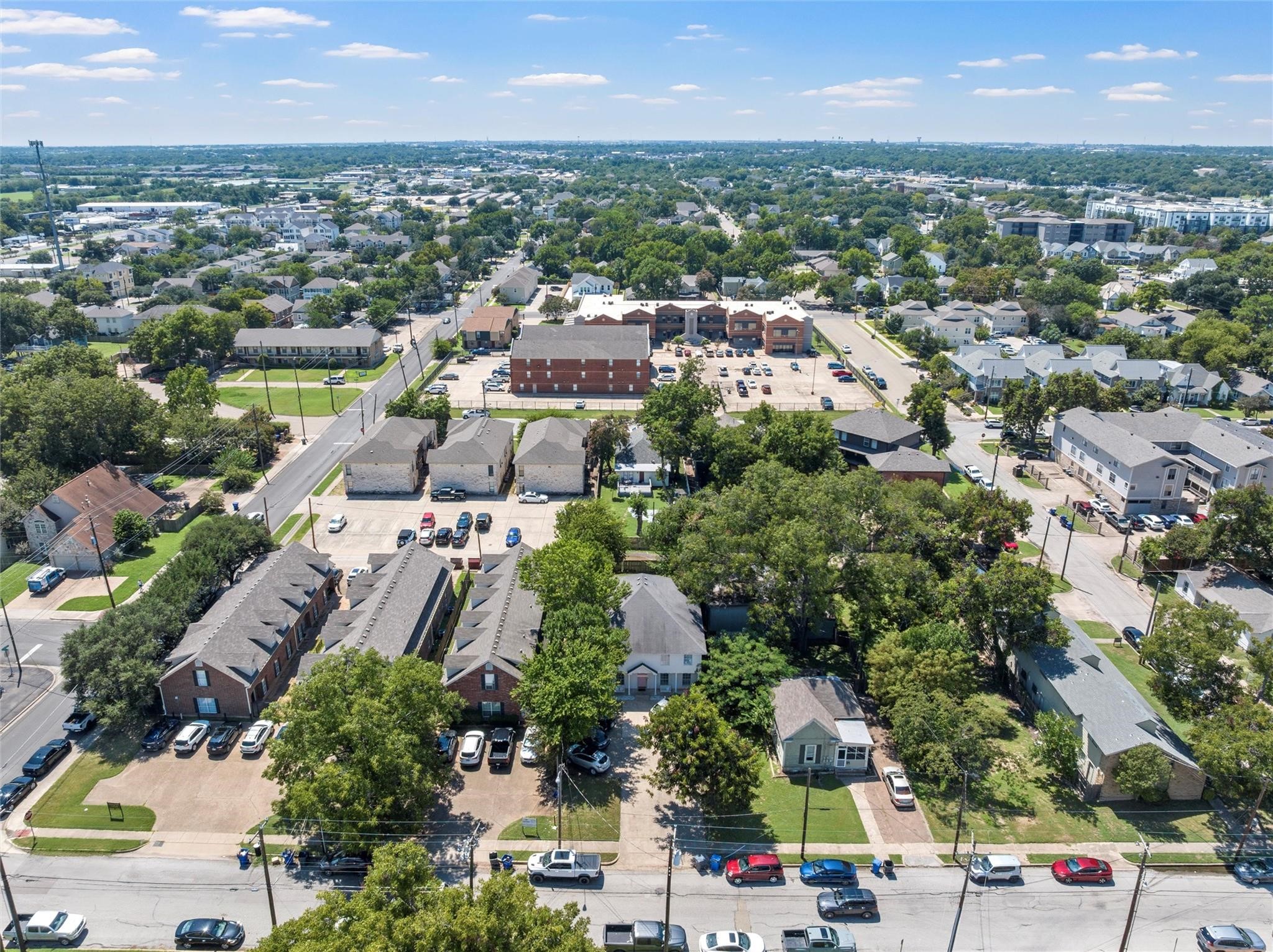 1915 S 7th Street Waco TX 76706