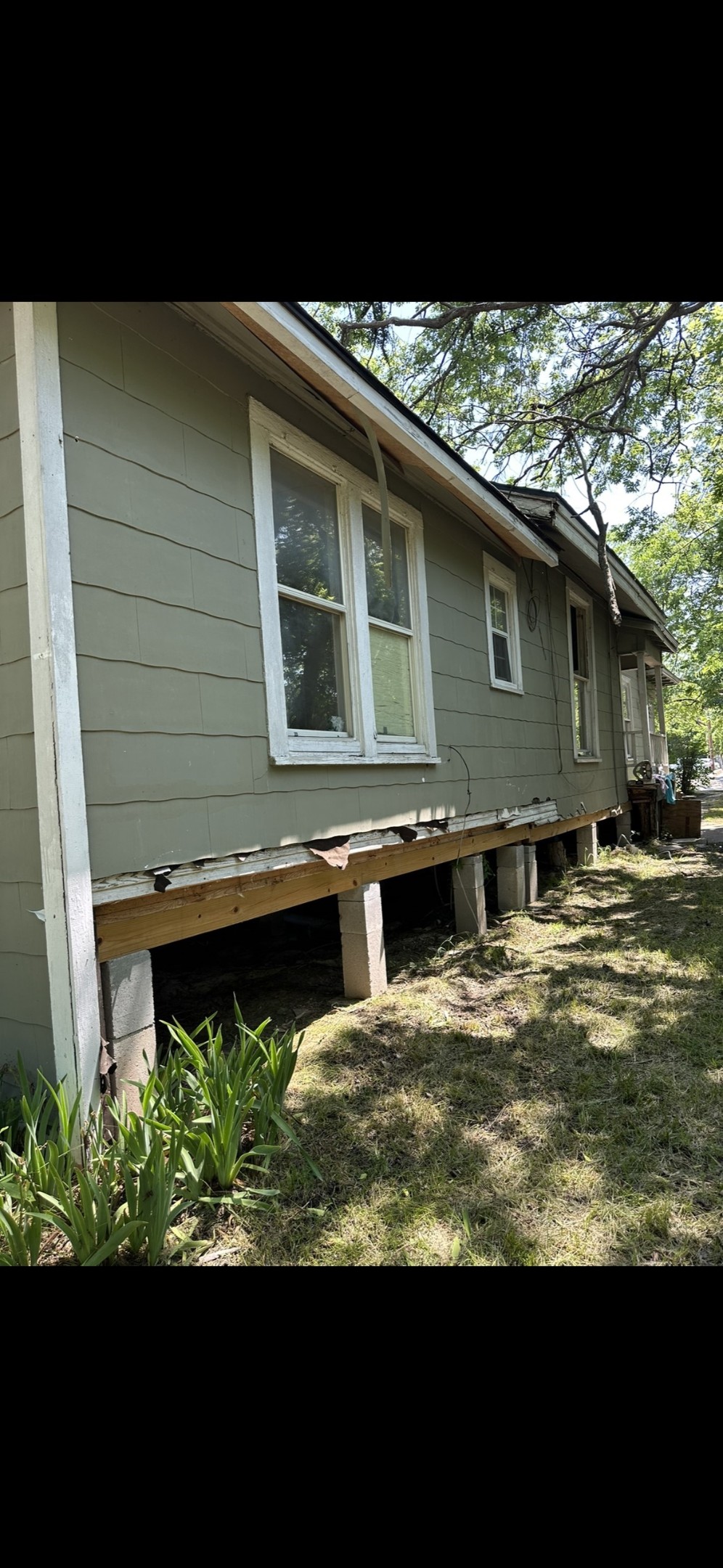 1309 Park Street Commerce TX 75428