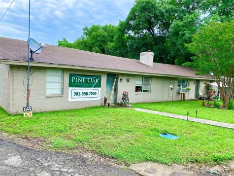 1507 Pine Street Bonham TX 75418
