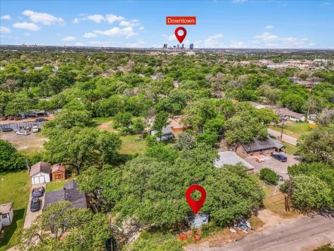 1812 Arch Street Fort Worth TX 76105