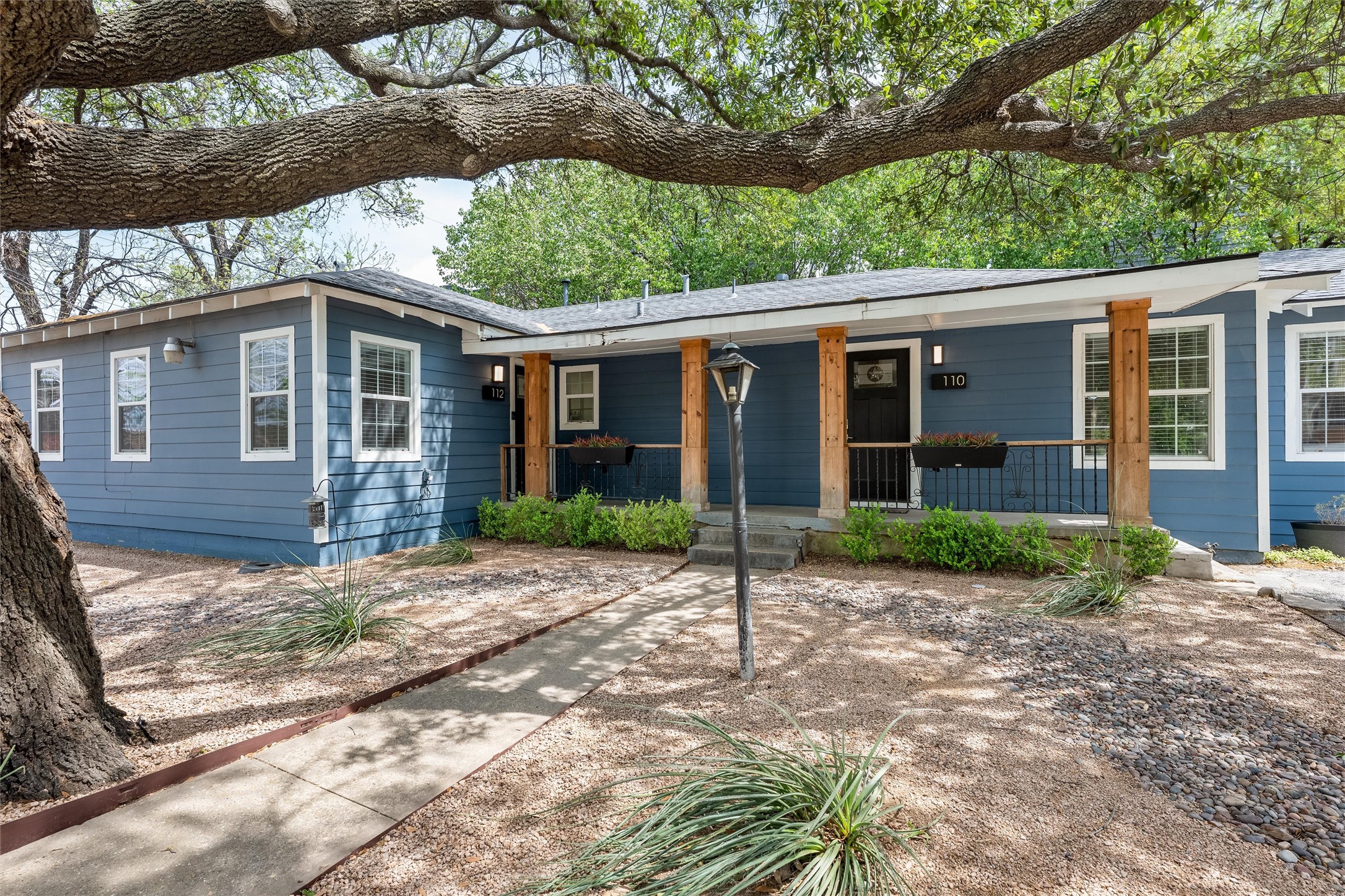 112 N Adams Avenue Dallas TX 75208