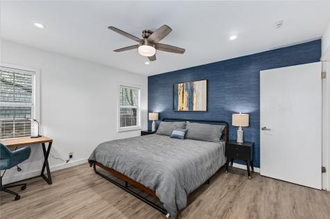 112 N Adams Avenue Dallas TX 75208