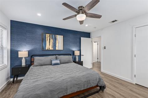 112 N Adams Avenue Dallas TX 75208