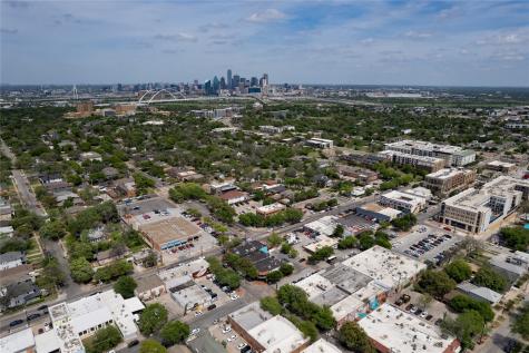 112 N Adams Avenue Dallas TX 75208