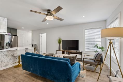 112 N Adams Avenue Dallas TX 75208