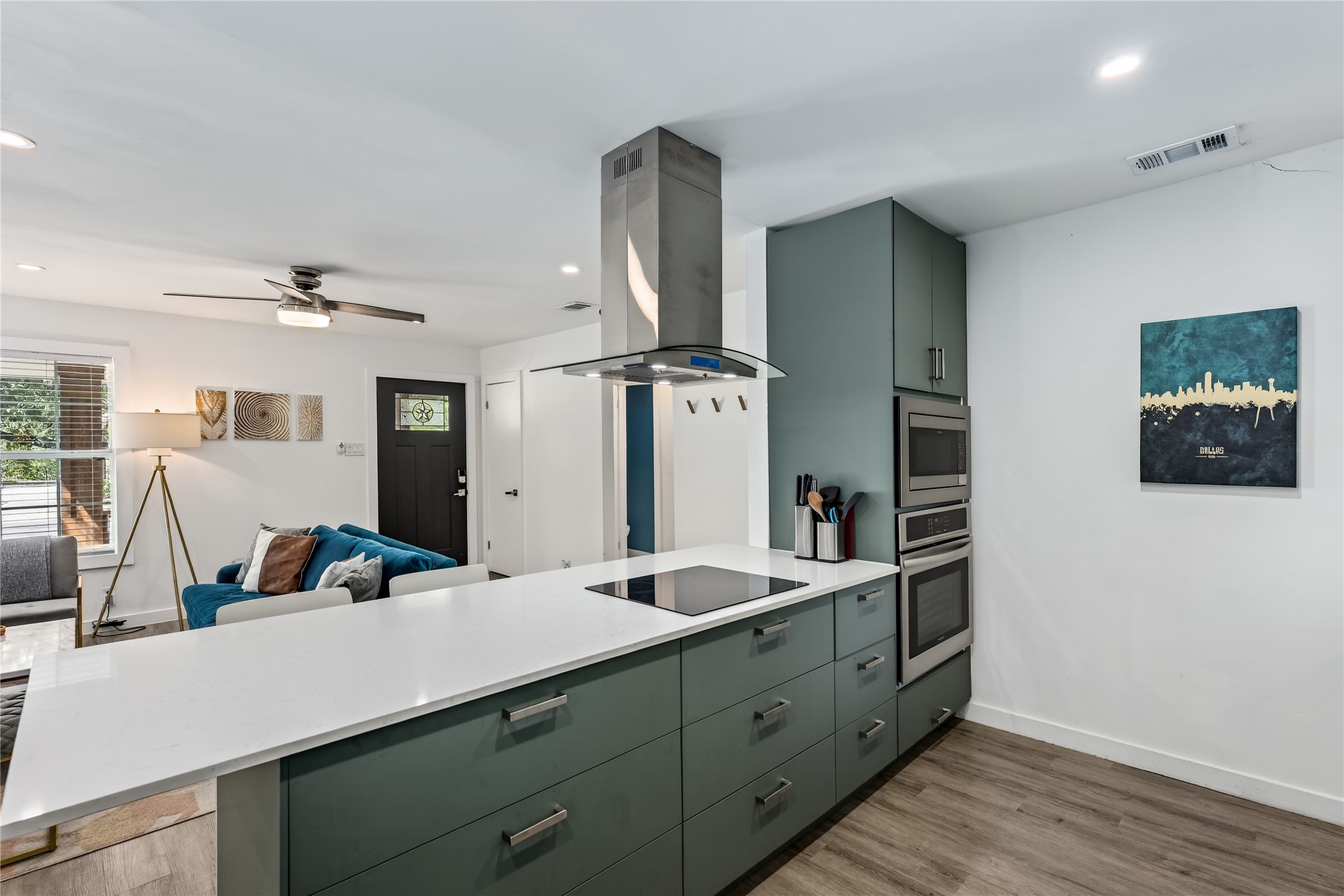 112 N Adams Avenue Dallas TX 75208